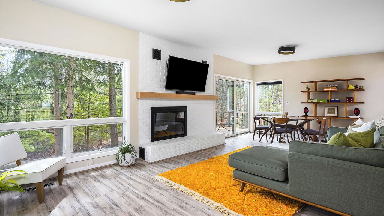 Photo of Livingroom in Northport