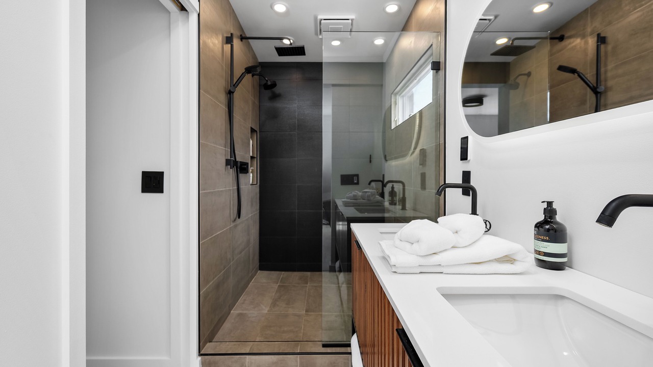 Photo of Bathroom in Northport