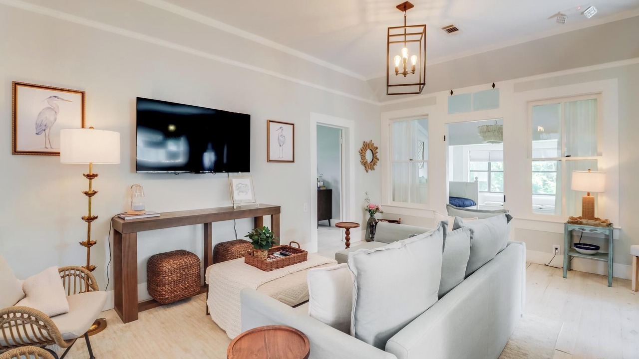 Photo of Livingroom in Biloxi