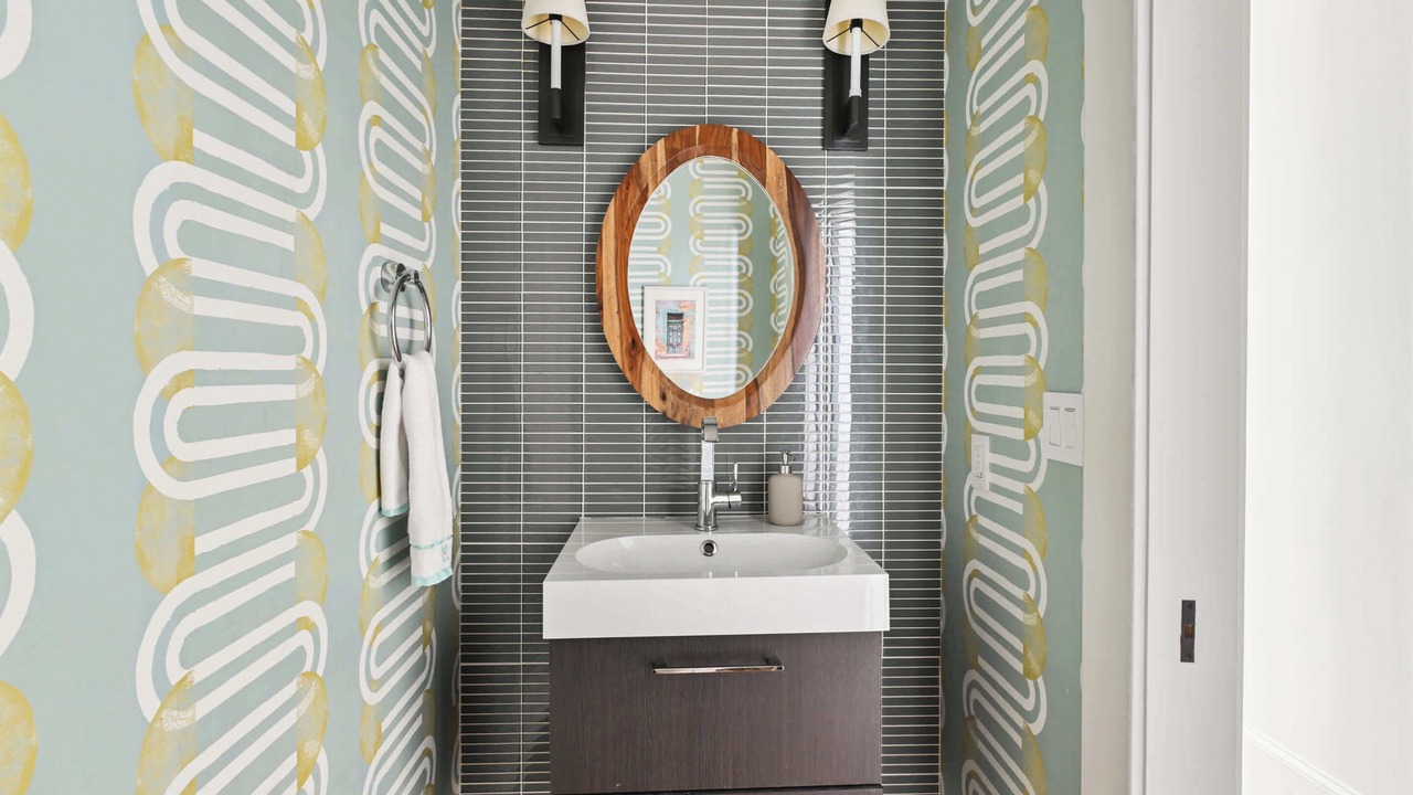 Photo of Bathroom in Poncey-Highland