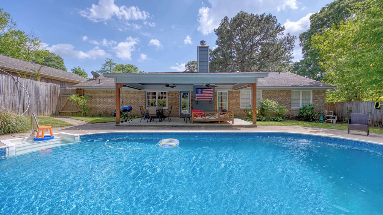 Photo of Outdoor in Fortson