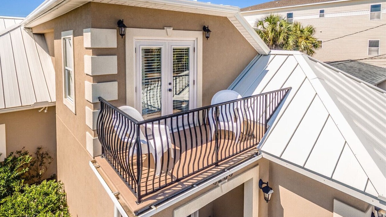 Photo of Patio Balcony in Bel Air