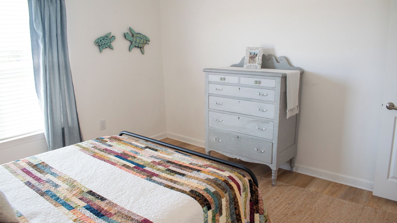 Photo of Bedroom in Gulf Park Estates