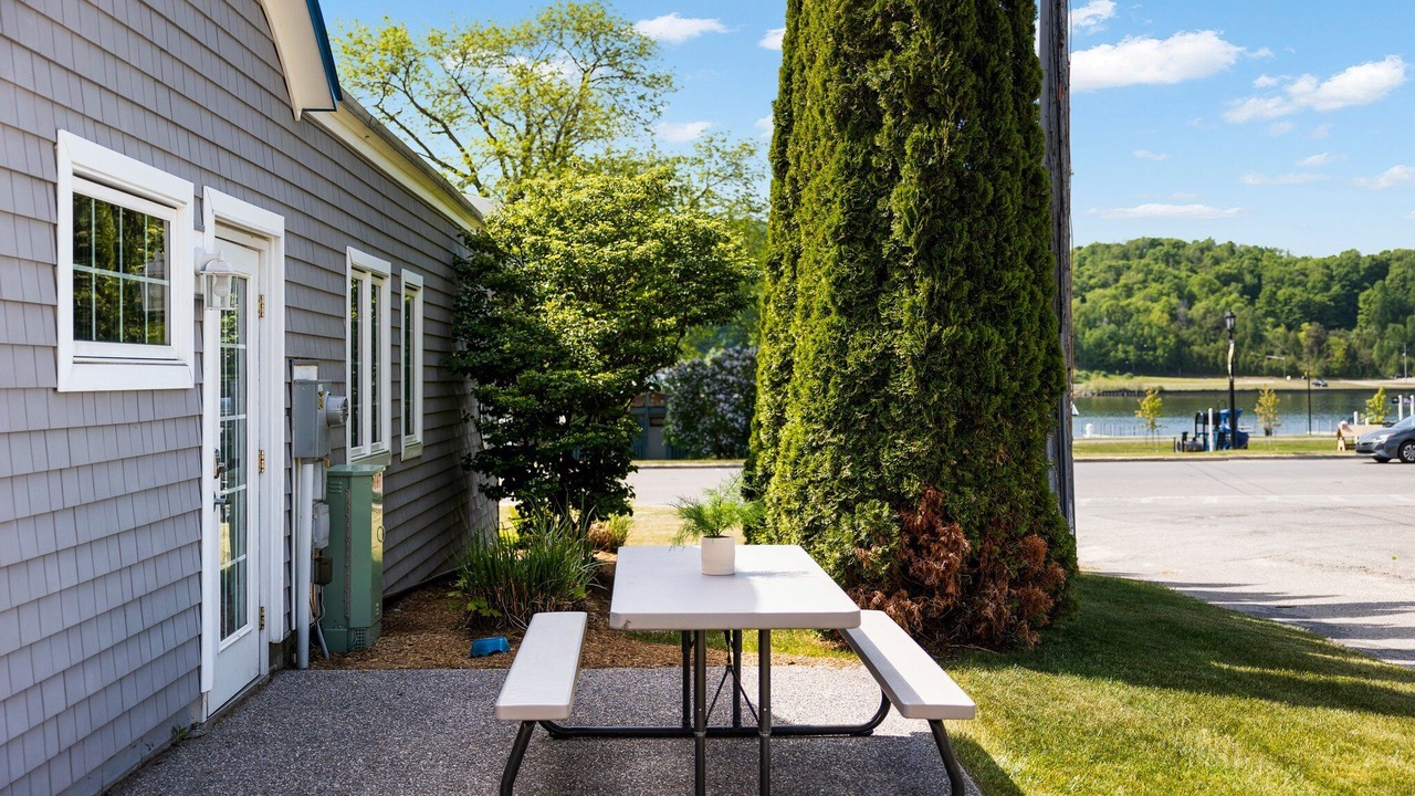 Photo of Outdoor in Frankfort