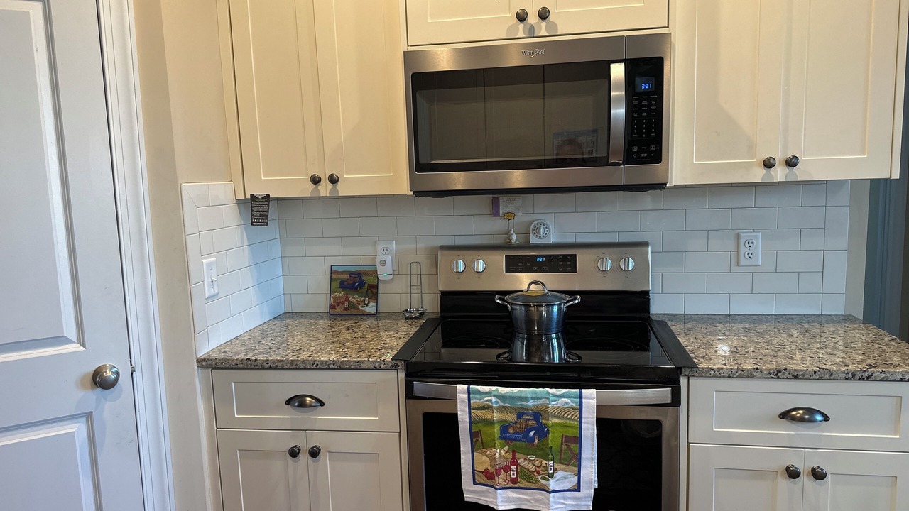 Photo of Kitchen in Grovetown