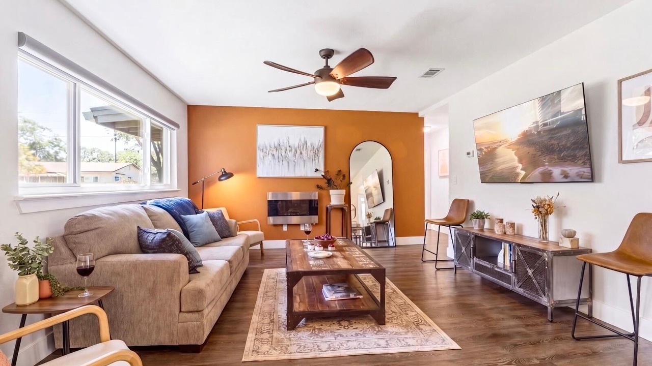 Photo of Livingroom in Fort Walton Beach