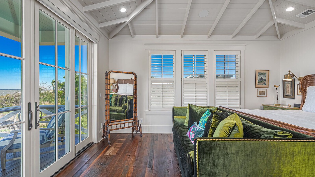 Photo of Livingroom in Tybee Island