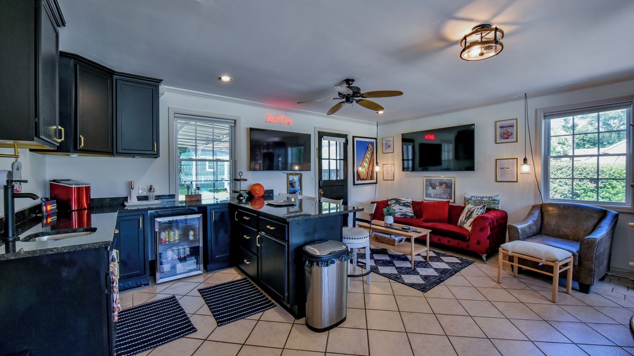 Photo of Livingroom in Tuscaloosa