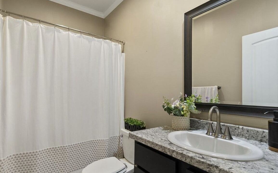 Photo of Bathroom in Tuscaloosa