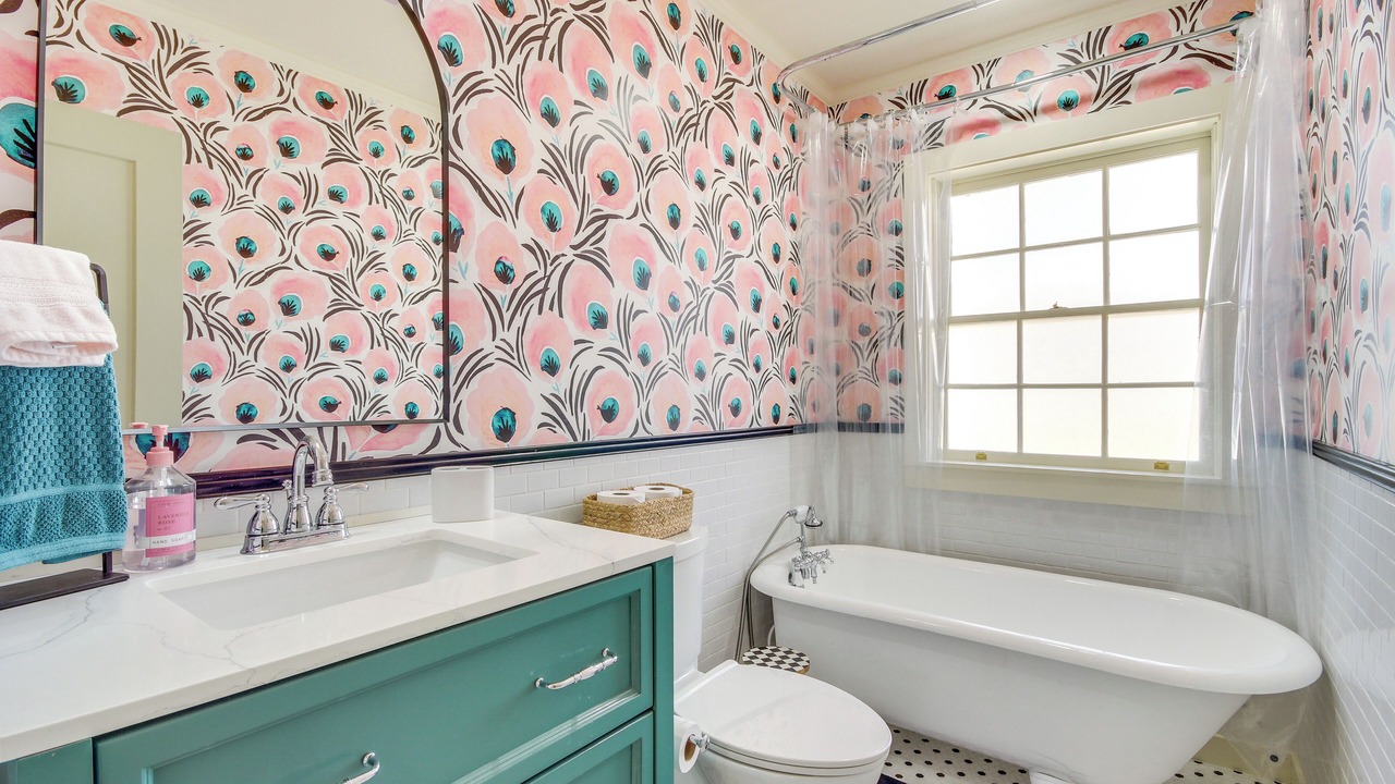 Photo of Bathroom in Perkinston