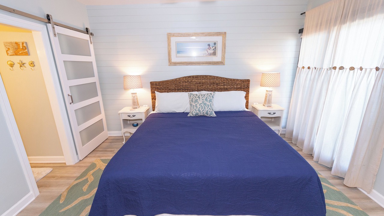 Photo of Bedroom in Pensacola Beach