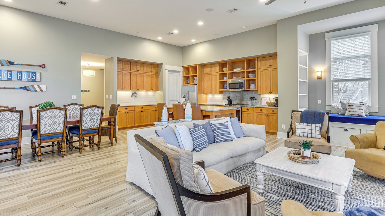 Photo of Livingroom in Alexander City