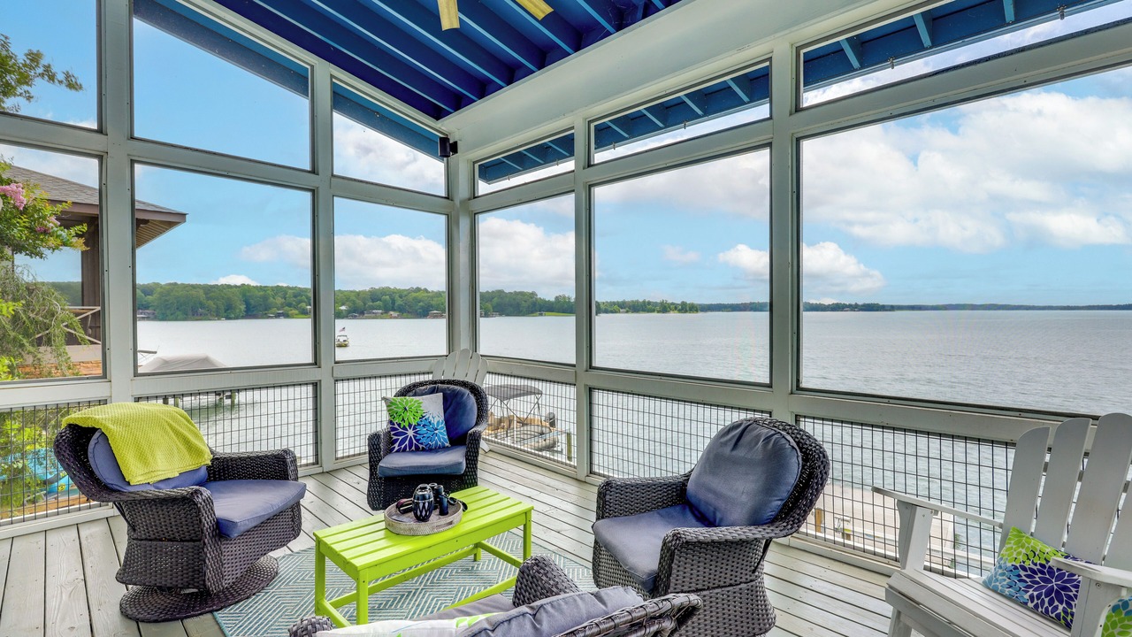 Photo of Livingroom in Alexander City