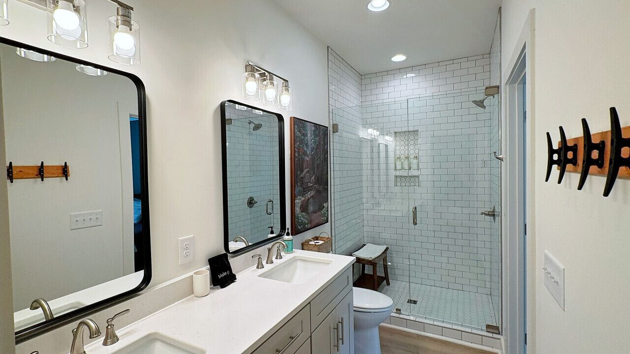 Photo of Bathroom in Jacksons' Gap