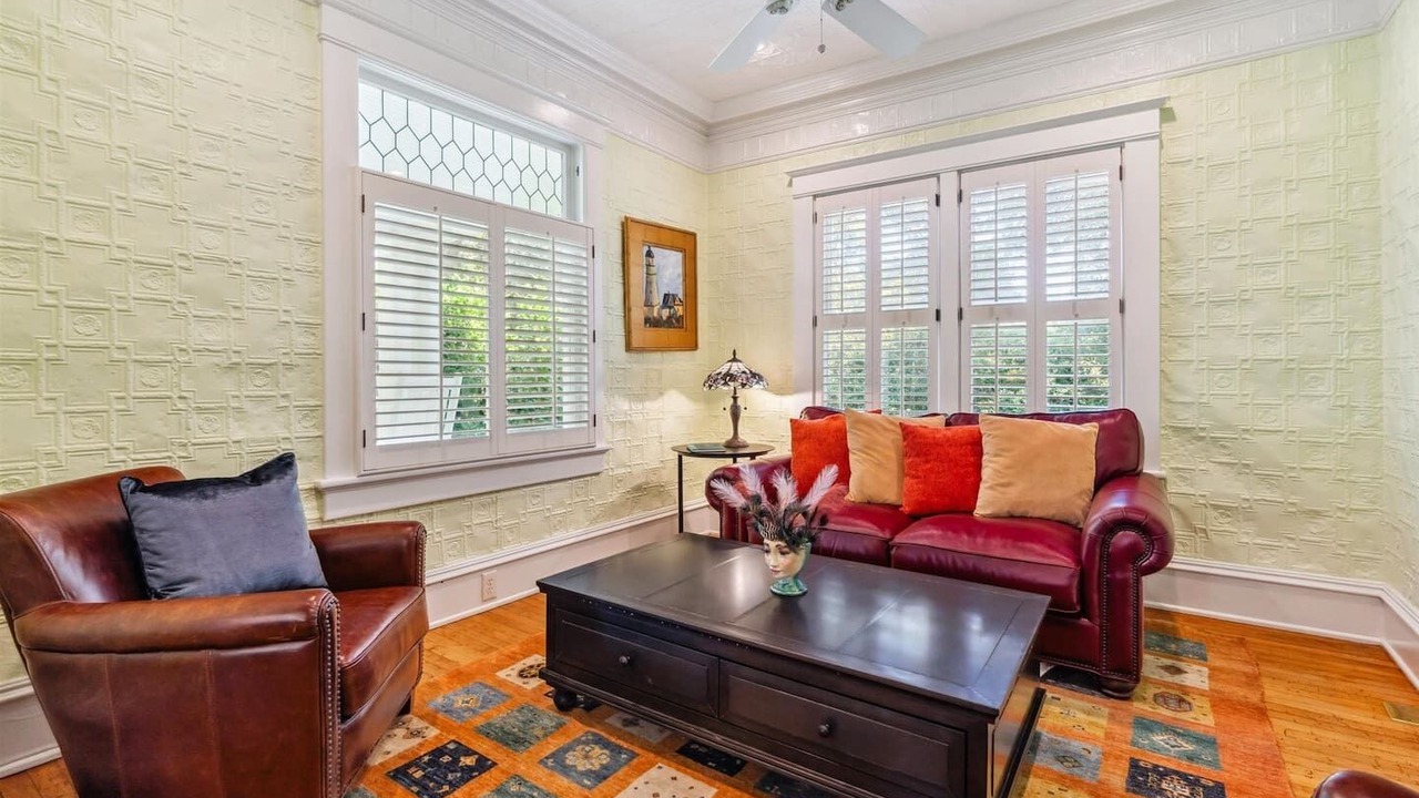Photo of Livingroom in Montrose