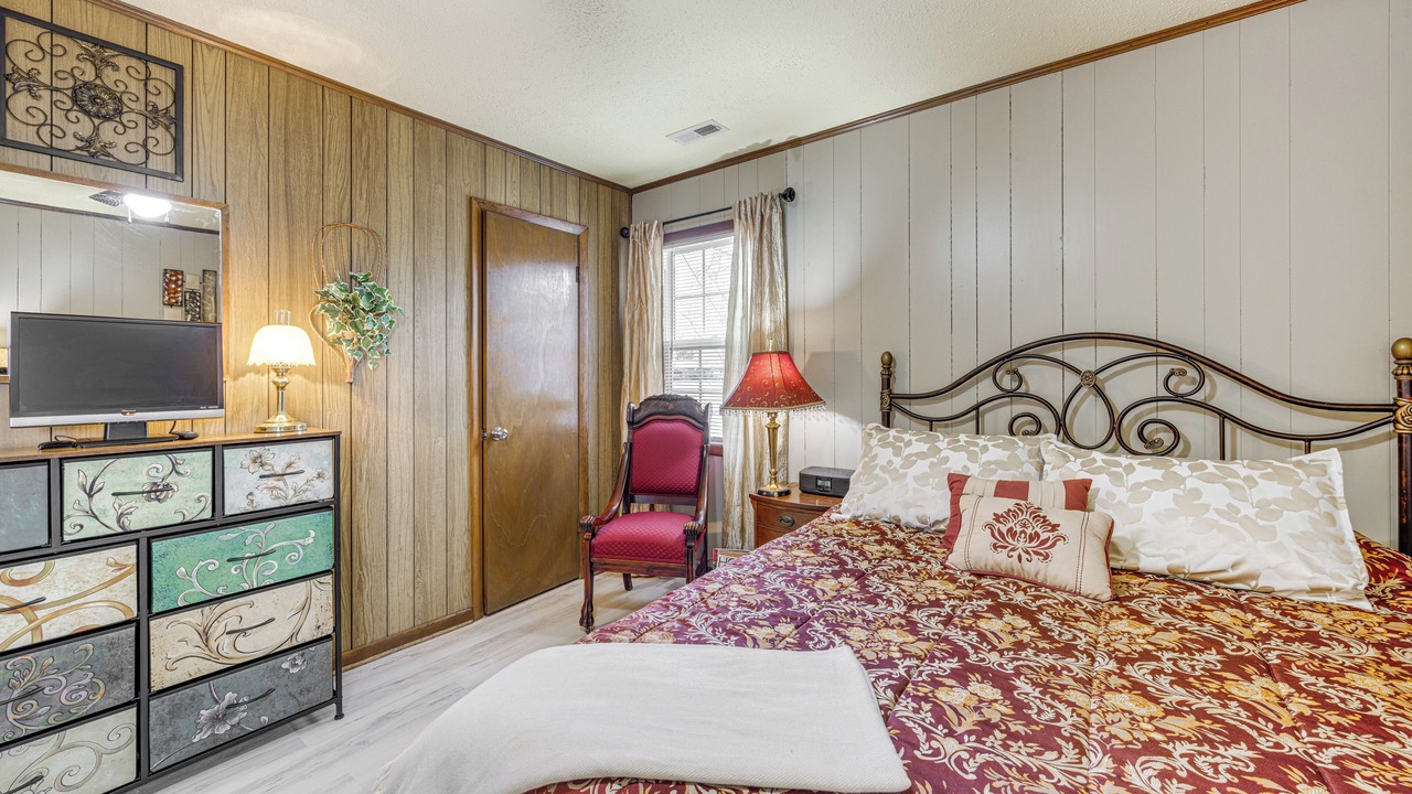 Photo of Bedroom in Lineville