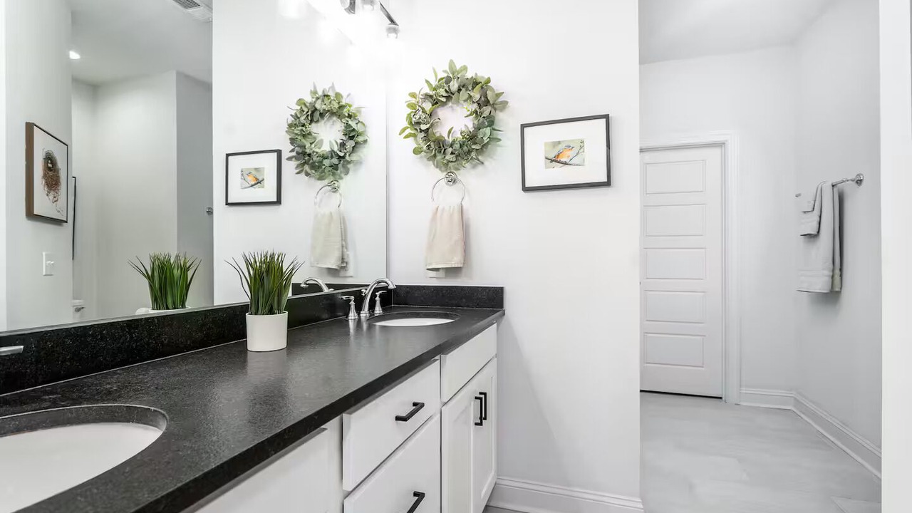 Photo of Bathroom in Auburn