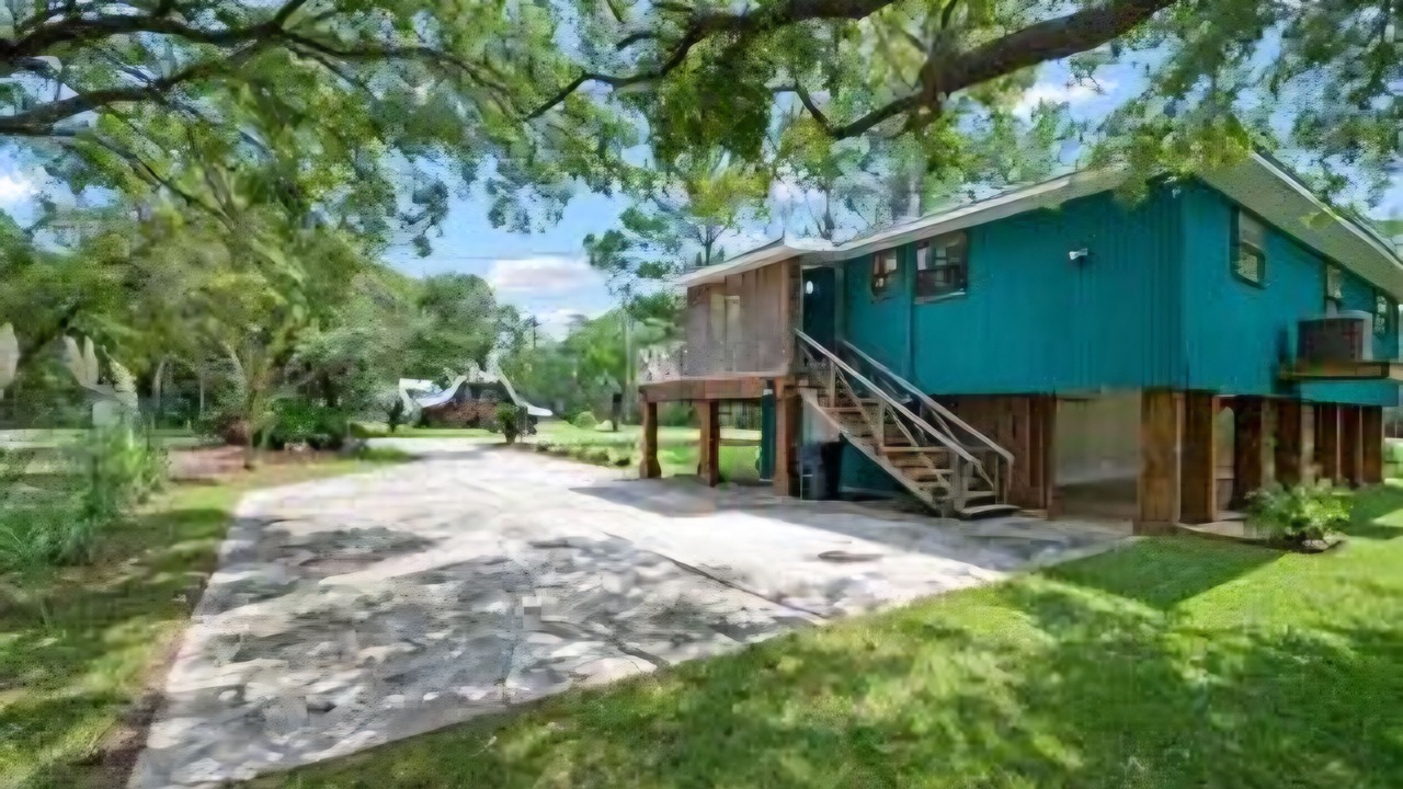 Photo of Outdoor in Pass Drury