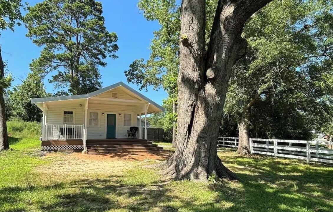 Photo of Outdoor in Claiborne