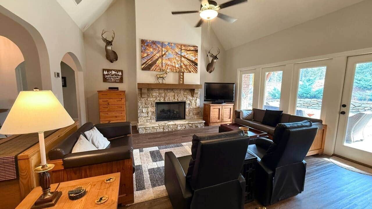 Photo of Livingroom in Auburn