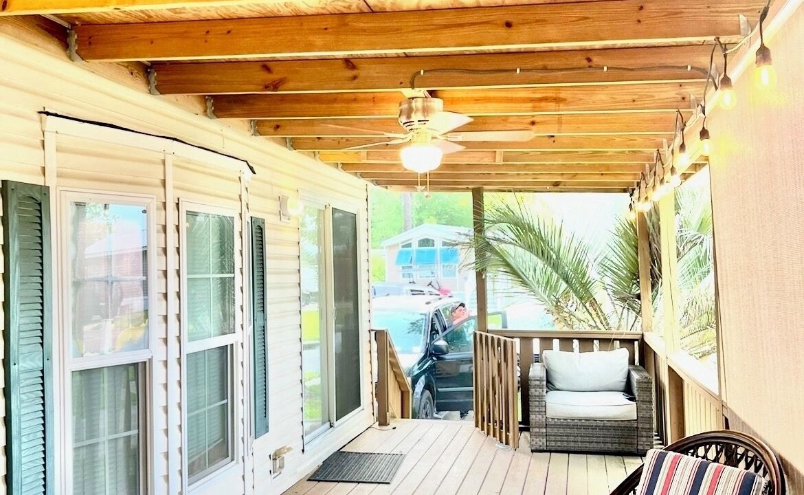 Photo of Patio Balcony in Elberta