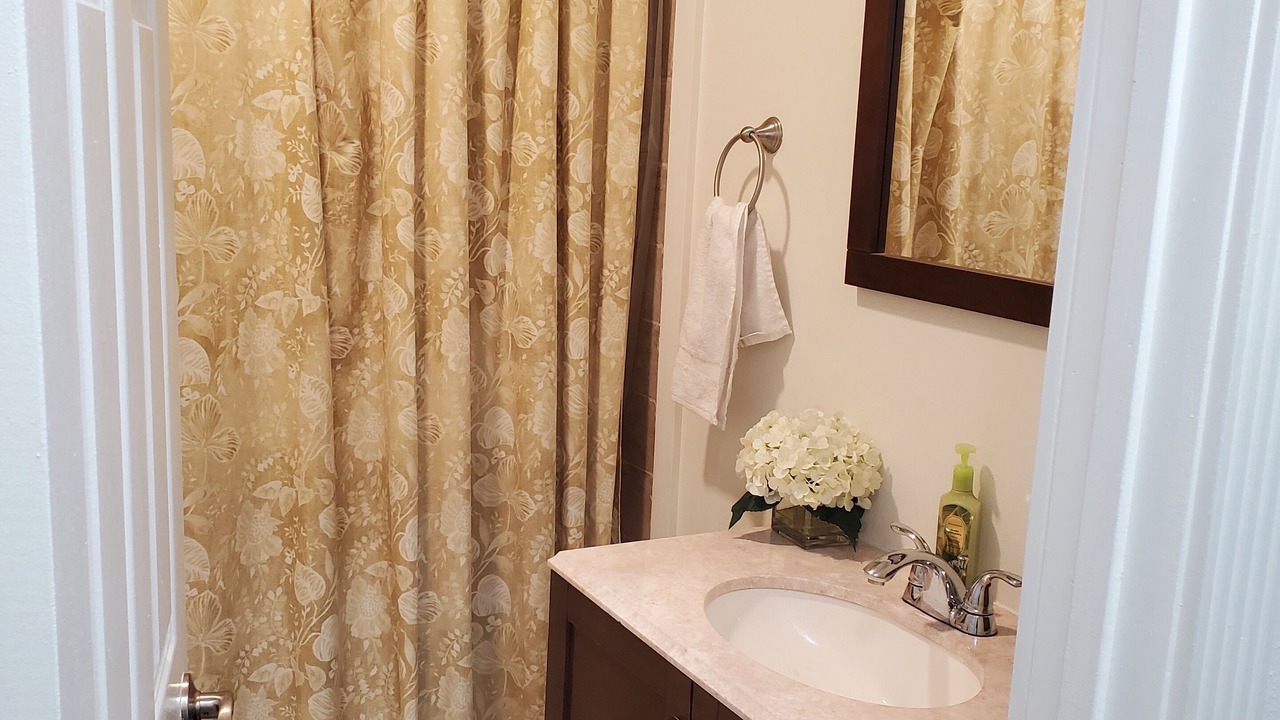 Photo of Bathroom in East Side