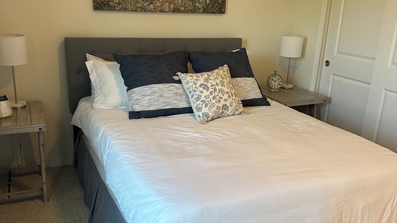 Photo of Bedroom in Ono Island