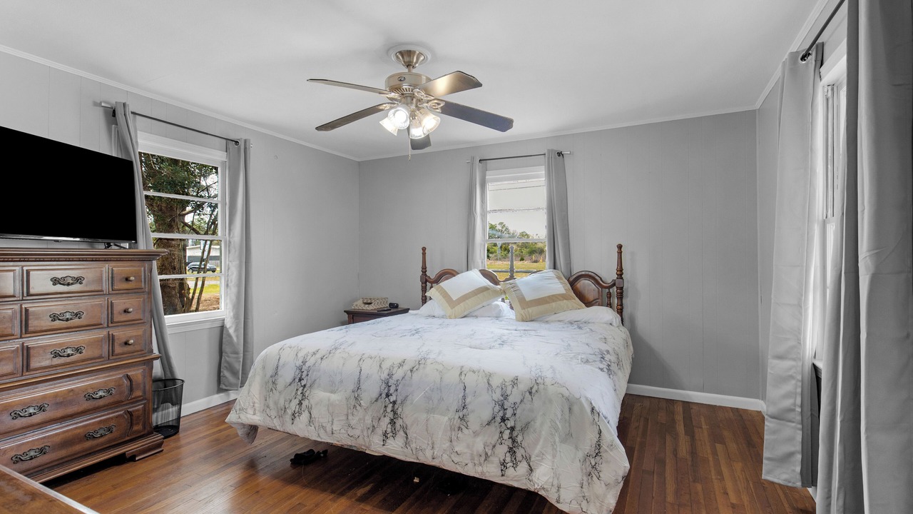 Photo of Bedroom in Semmes