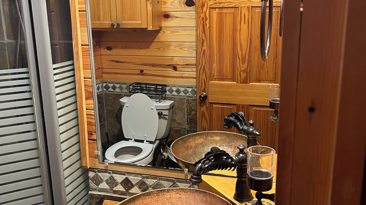 Photo of Bathroom in Star