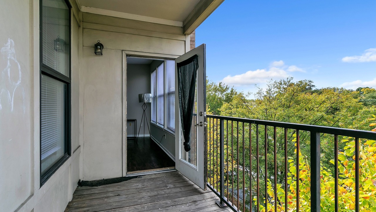 Photo of Patio Balcony in West End