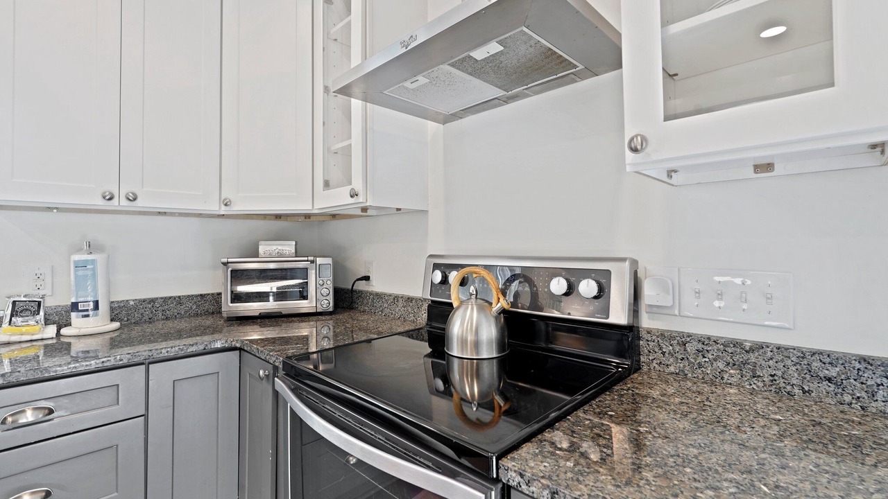Photo of Kitchen in Isle of Hope Historic District