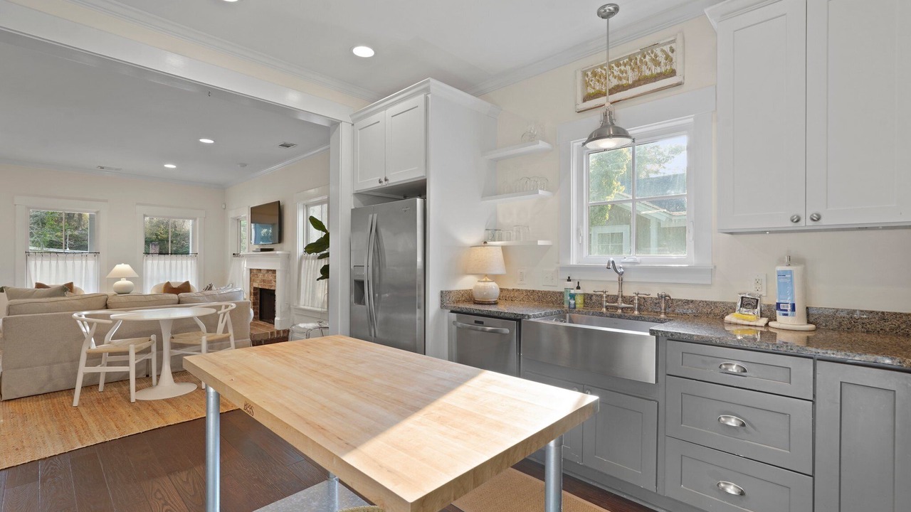 Photo of Kitchen in Isle of Hope Historic District