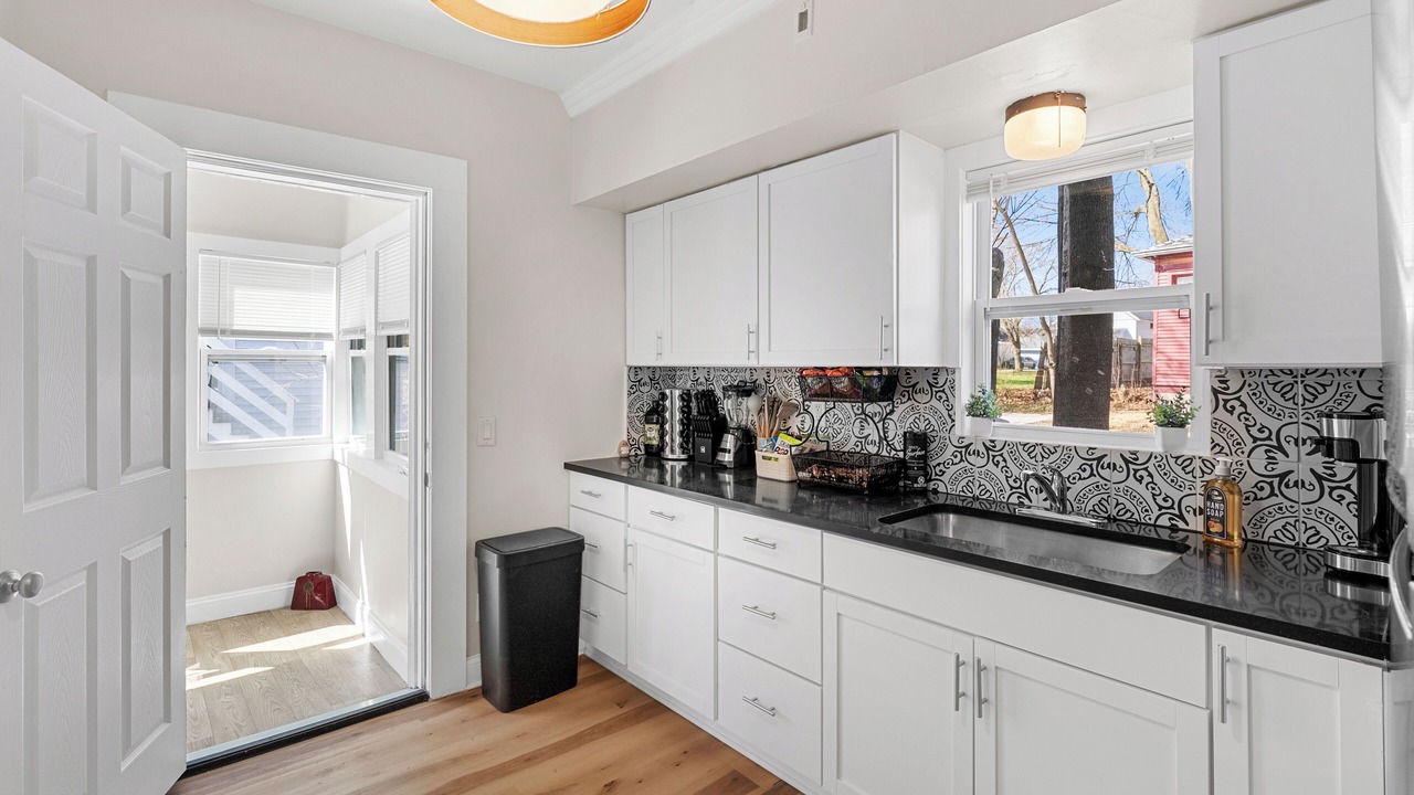 Photo of Kitchen in Lansing