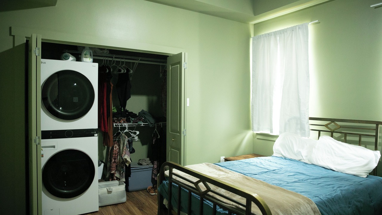 Photo of Bedroom in Fairgrounds