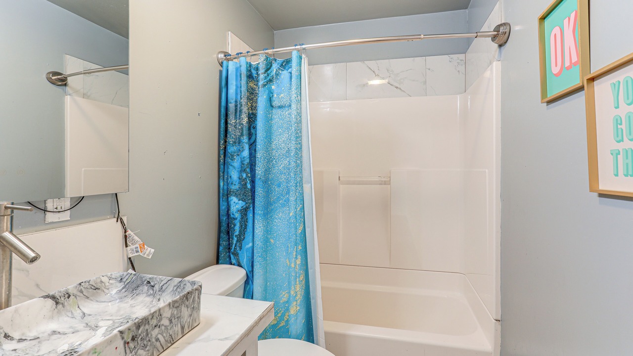 Photo of Bathroom in Read Boulevard East