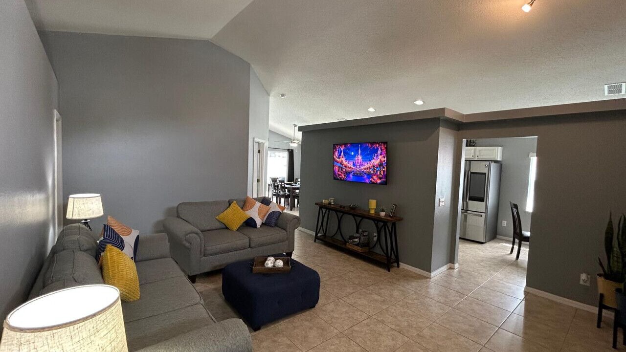 Photo of Livingroom in Florida Pines