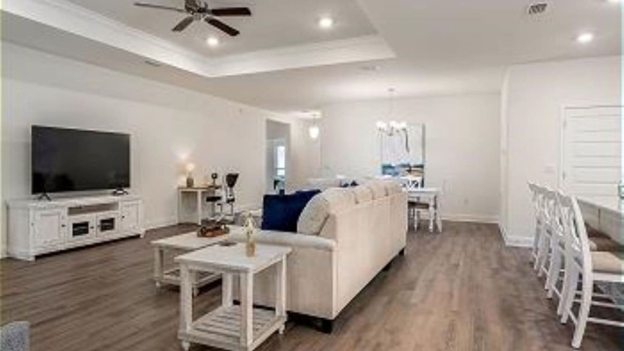 Photo of Livingroom in Foley
