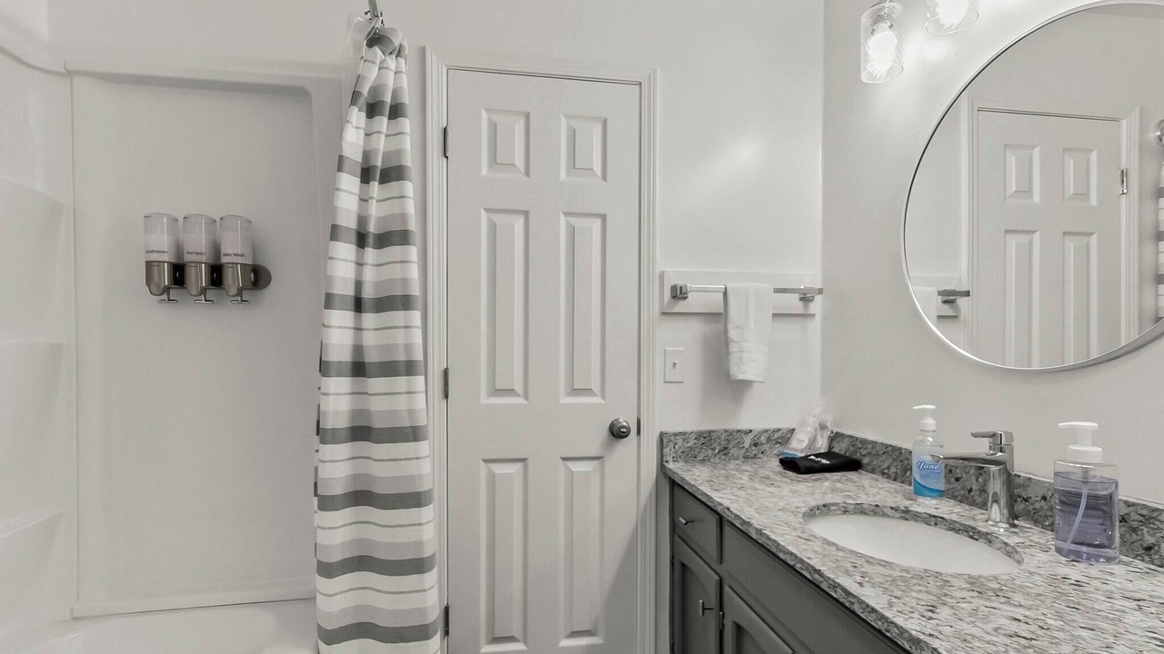Photo of Bathroom in Tuscaloosa