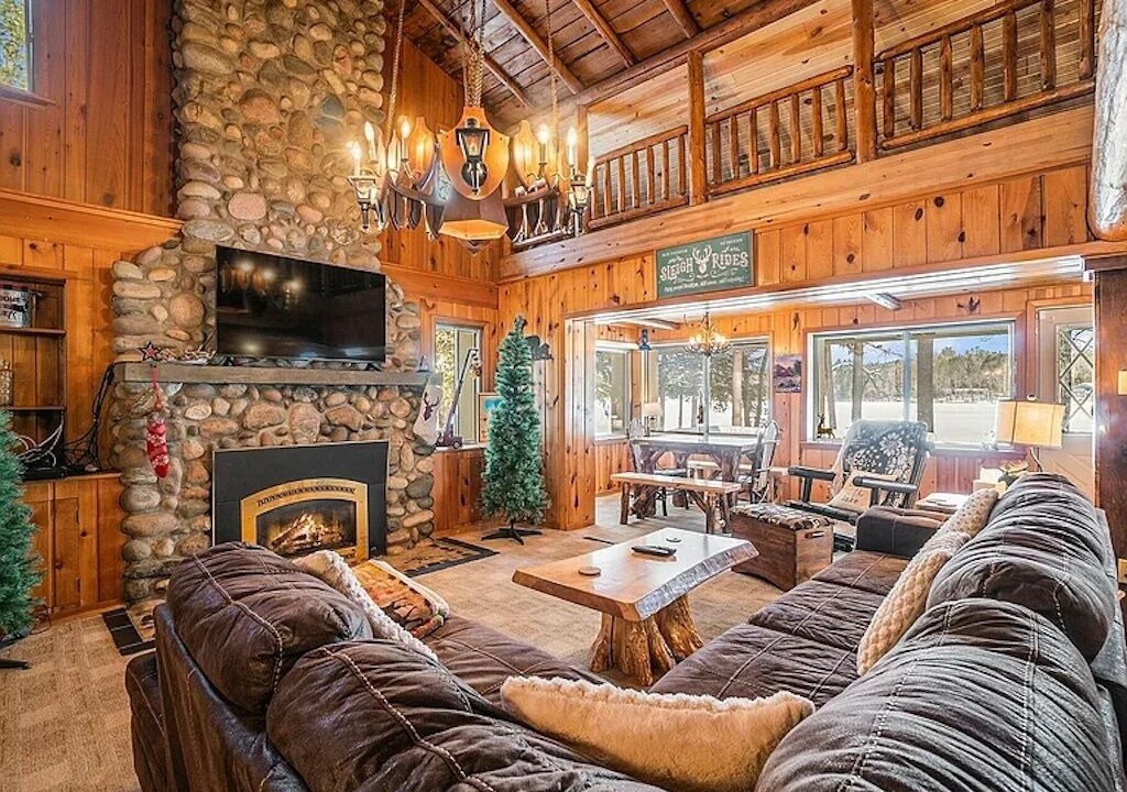 Photo of Livingroom in Gaylord