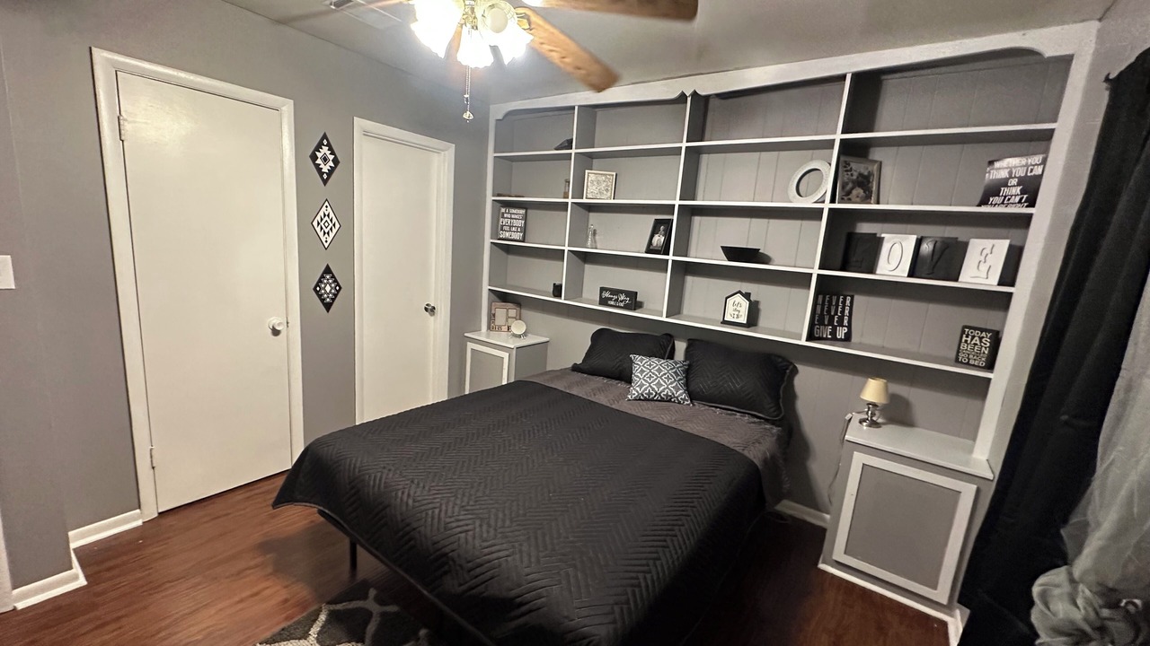 Photo of Bedroom in Saint Elmo