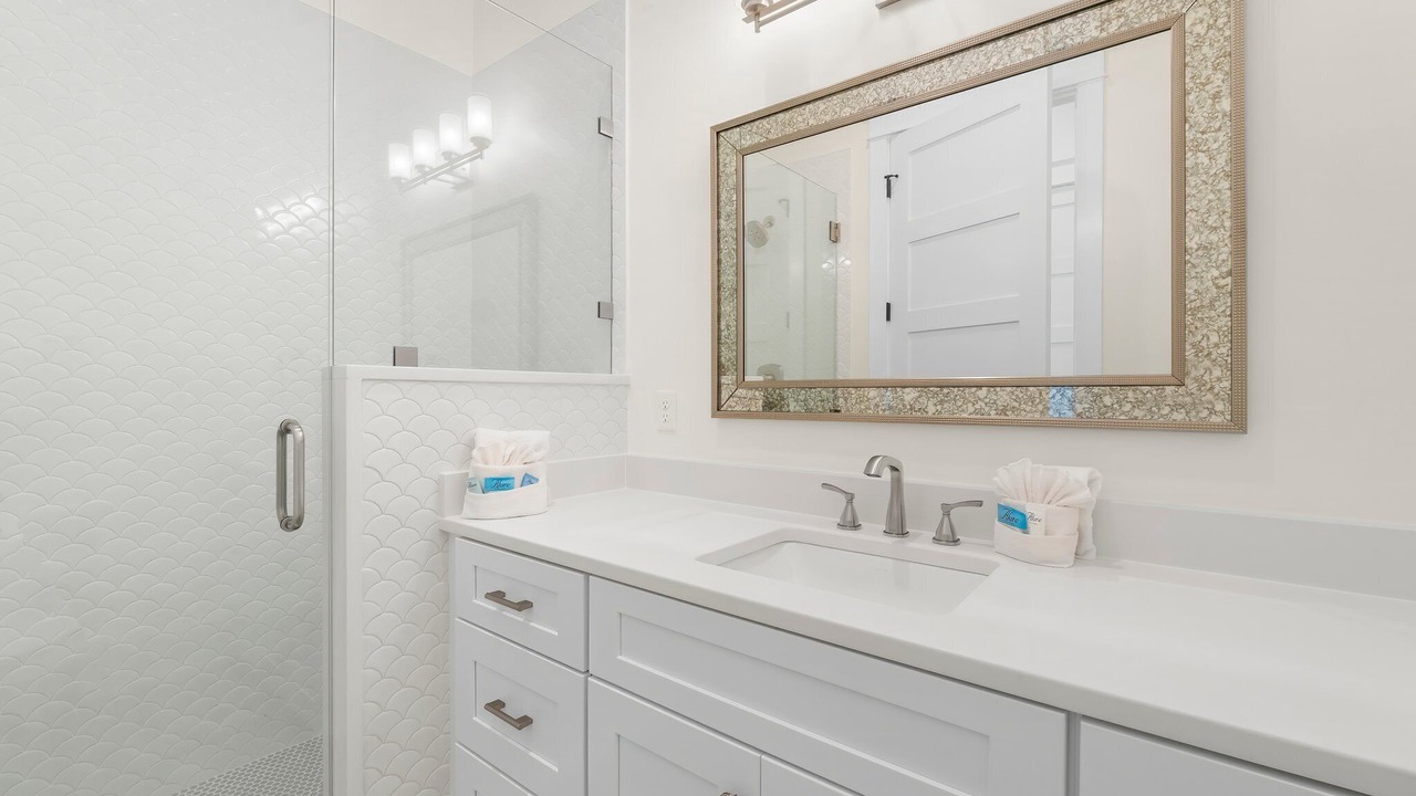 Photo of Bathroom in Tang-O-Mar