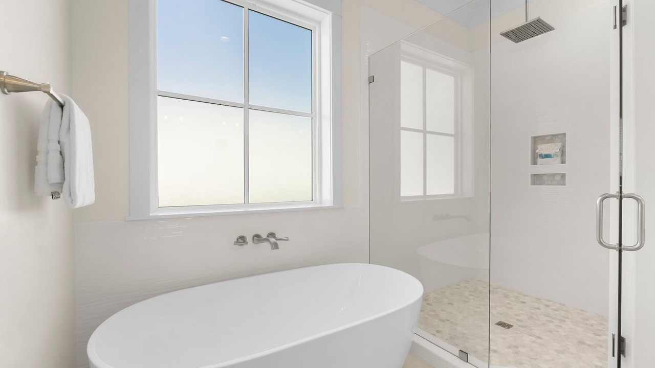 Photo of Bathroom in Tang-O-Mar