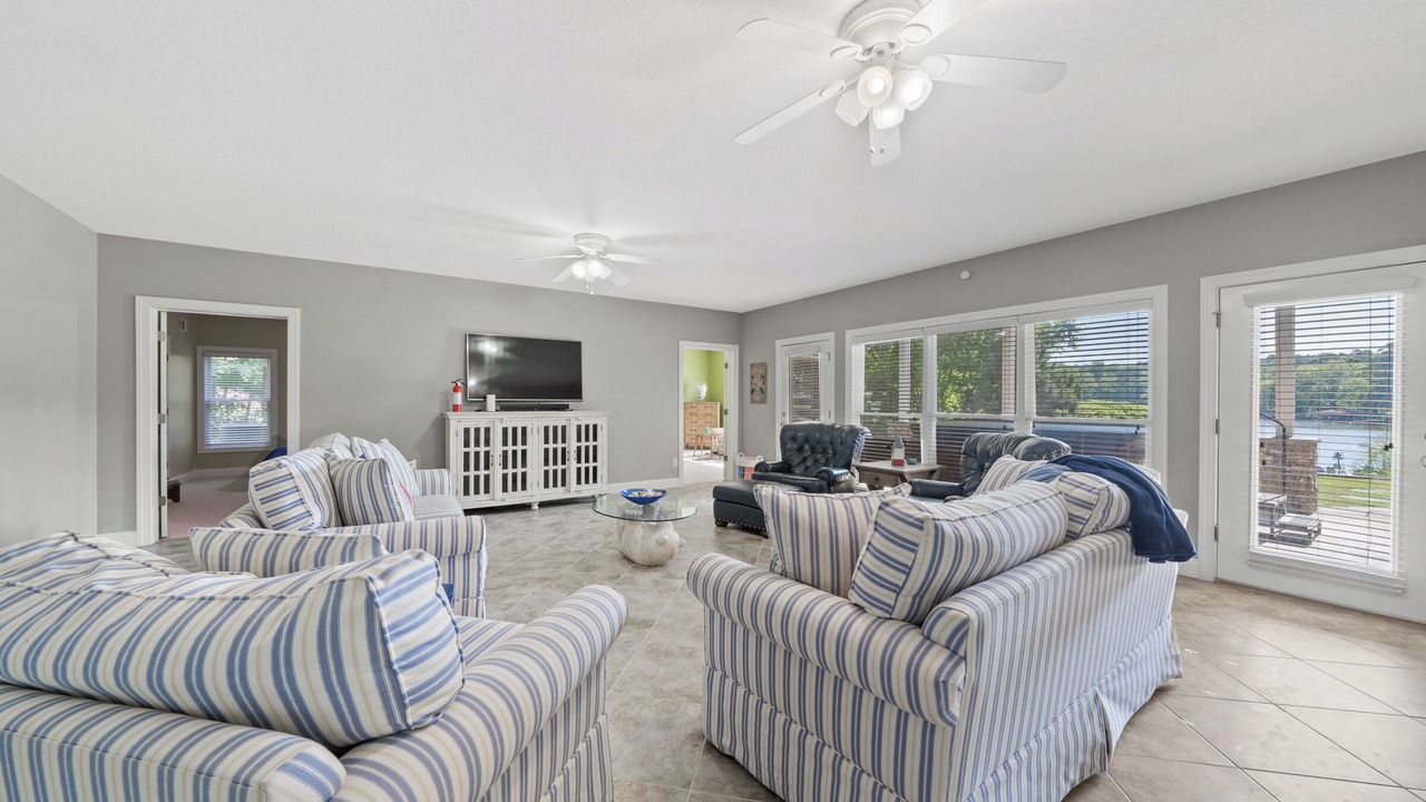 Photo of Livingroom in Eatonton