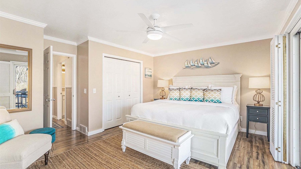 Photo of Bedroom in Douglas
