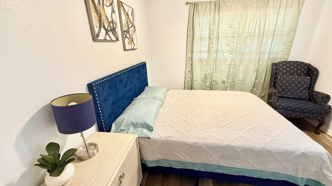 Photo of Bedroom in St. Nicholas