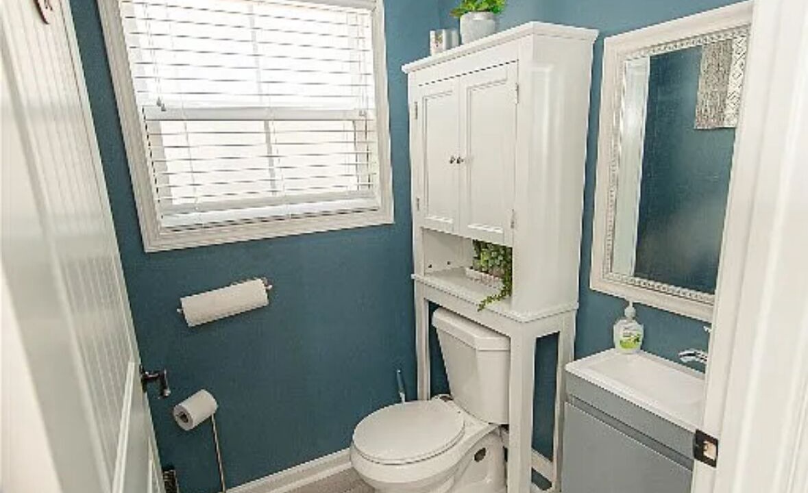 Photo of Bathroom in Gunter Afs