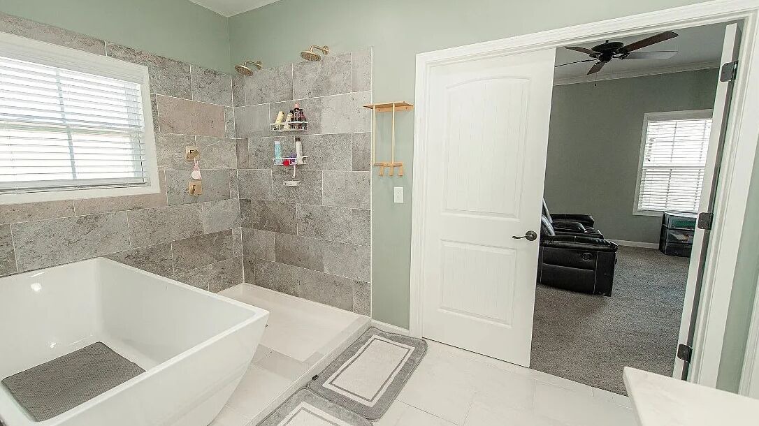 Photo of Bathroom in Gunter Afs