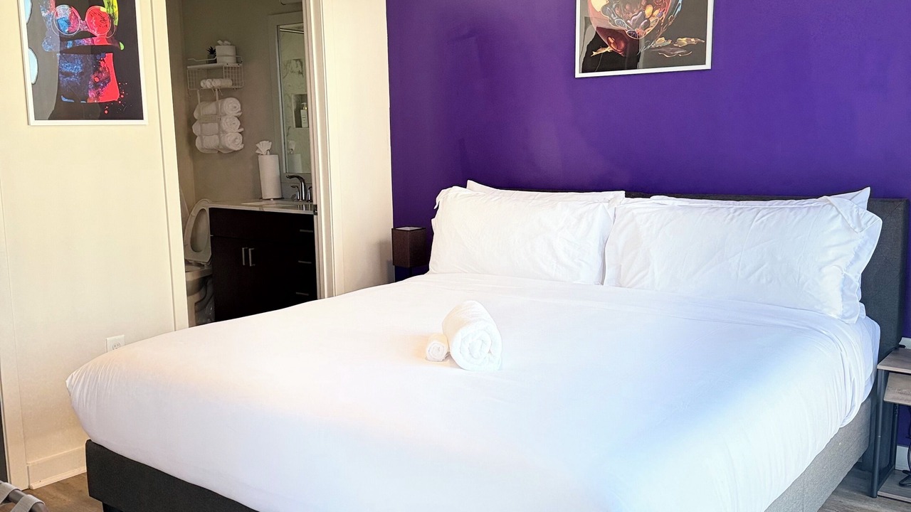 Photo of Bedroom in Midtown