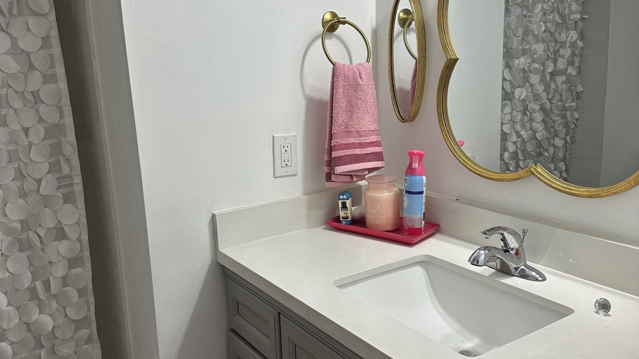 Photo of Bathroom in Madisonville