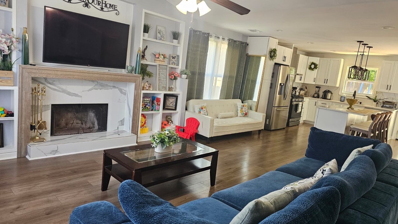 Photo of Livingroom in McDonough